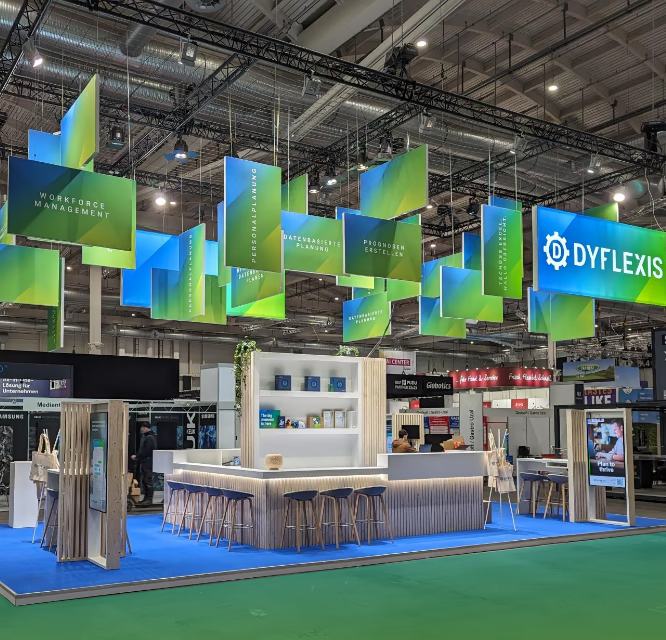 Green Dyflexis stand, wide view